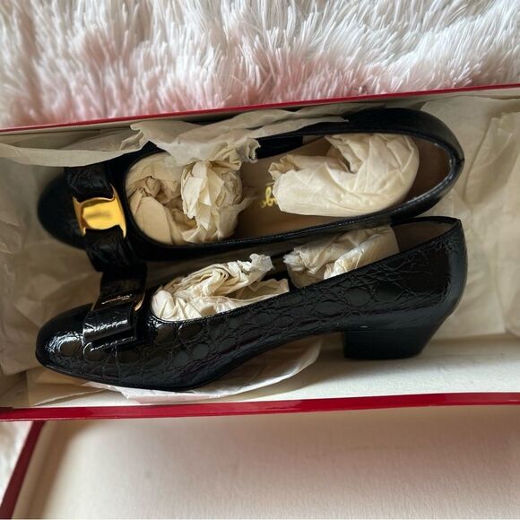 Salvatore Ferragamo Other - Salvatore ferragamo shoes size 4.5B